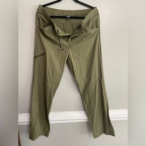 Patagonia pants size 14